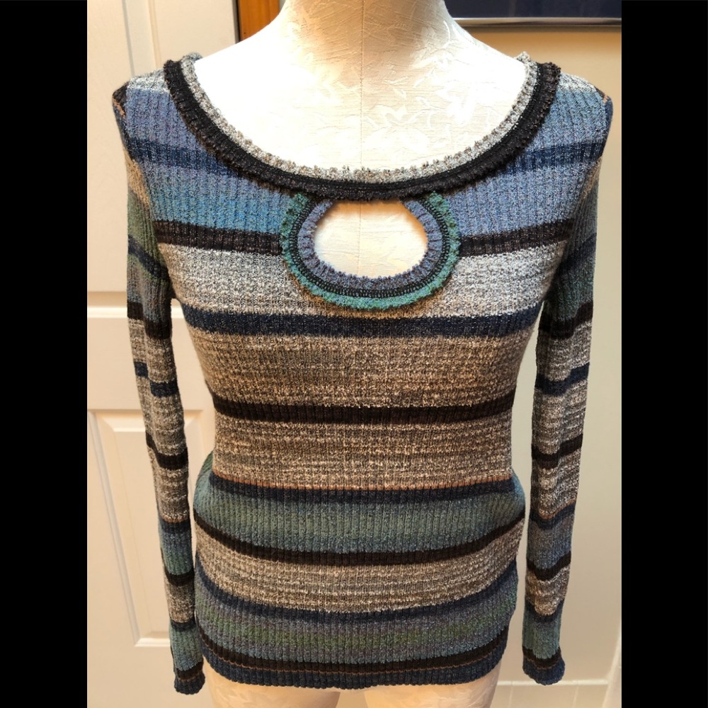 NWOT-Free People long sleeved sweater